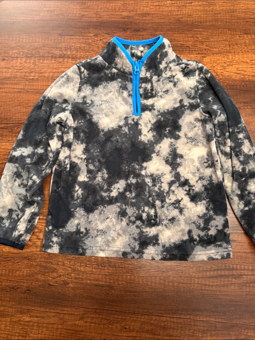 Kids Tie-Dye Quarter-Zip Fleece Pullover - Black & White with Blue Trim
